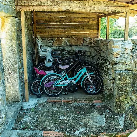 Casal Fontainhas * Алкобаса