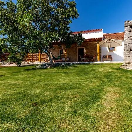 度假居 Casal Fontainhas- Country With Pool